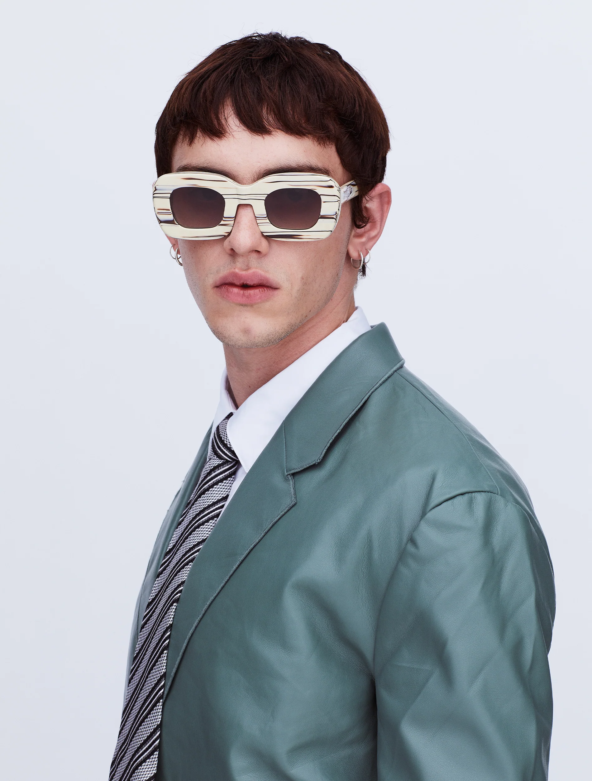 Casino - Oyster - Image 4