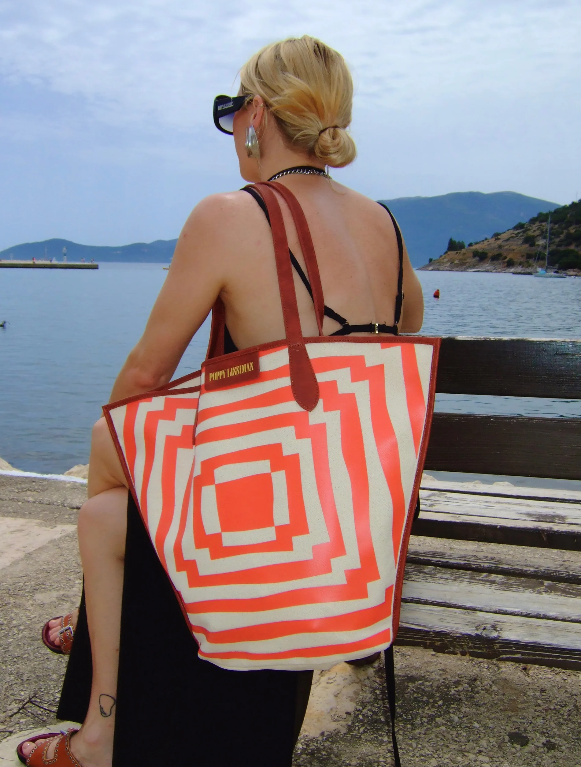 Lio Tote - Void - Image 7